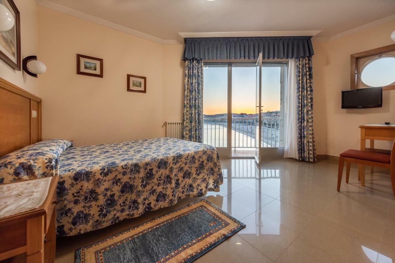 Hotel Minso Sanxenxo Eksteriør billede